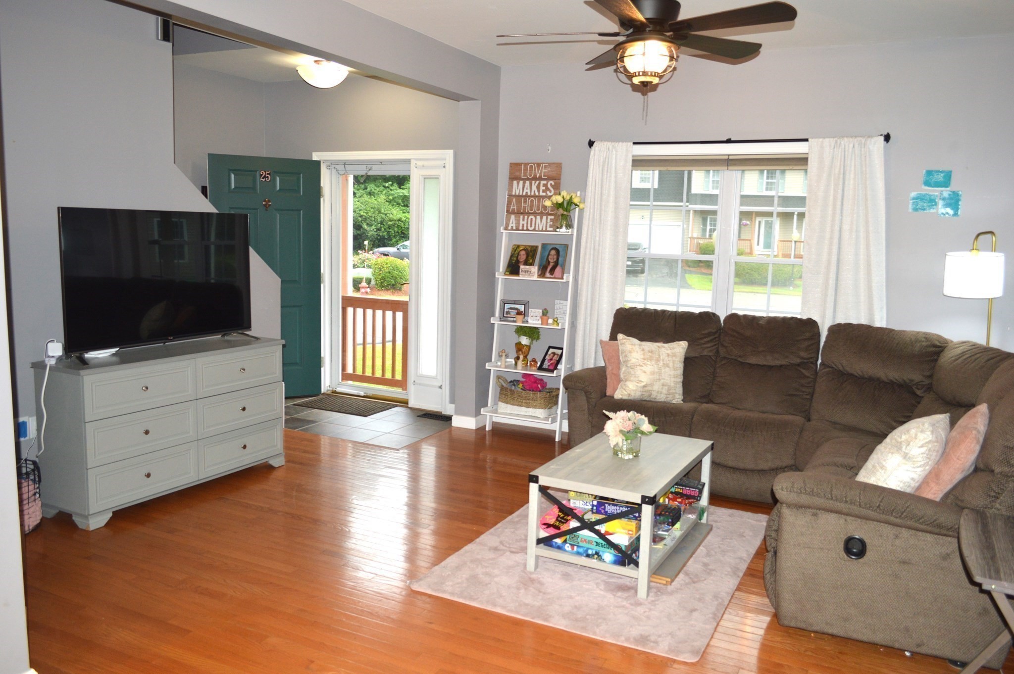 25 Oakes Cir # 25 Property Photo 6