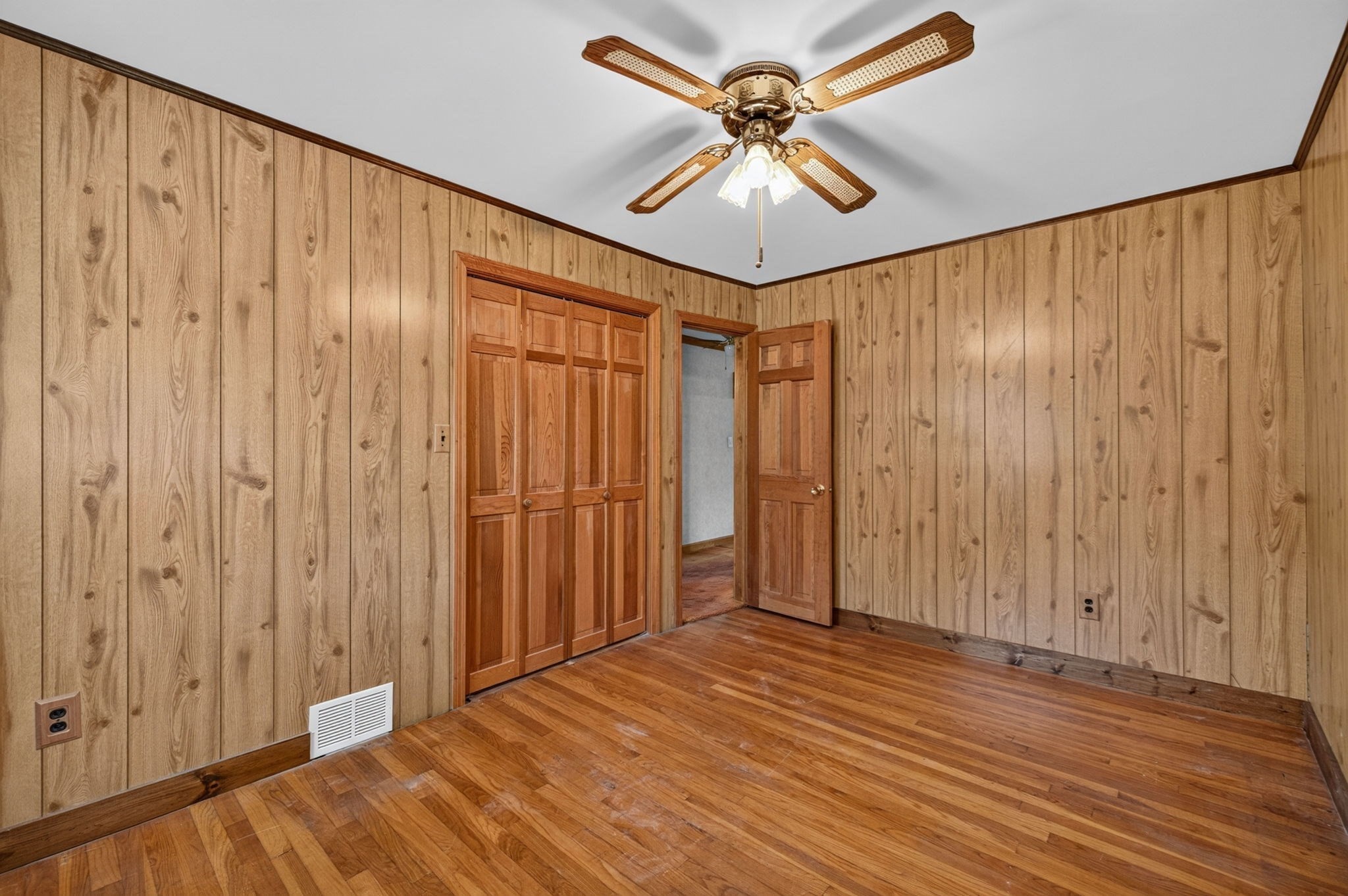 1 Vincent St Property Photo 23