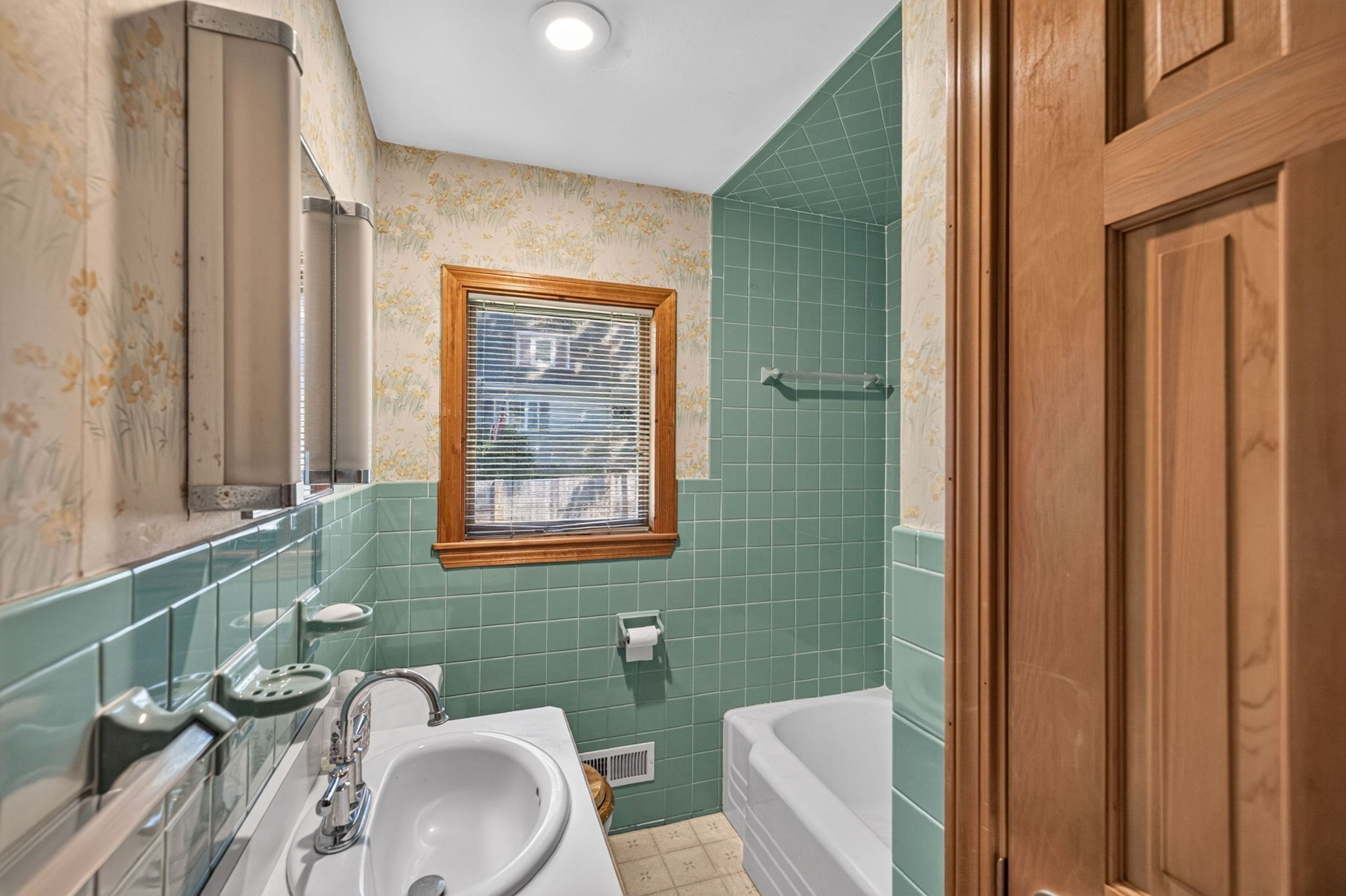 1 Vincent St Property Photo 32