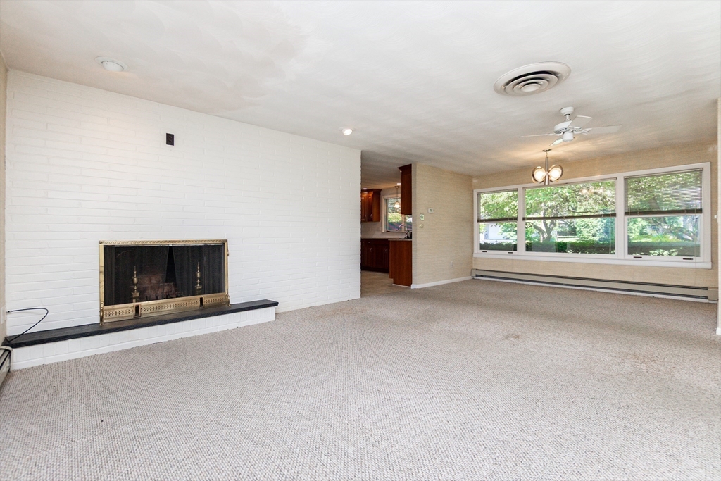 4 Craig Rd Property Photo 5