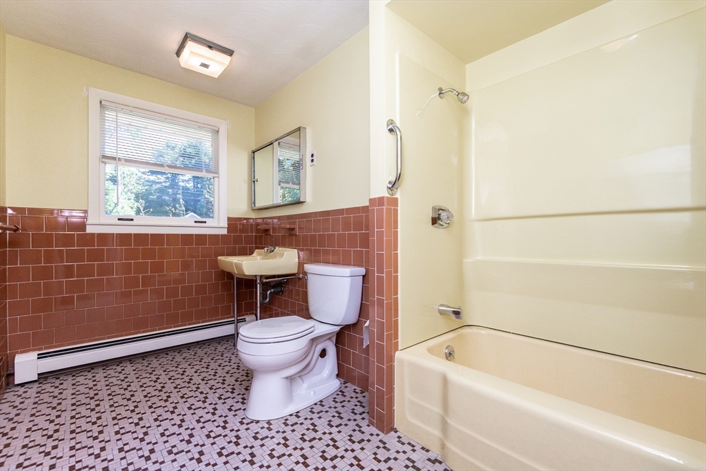 4 Craig Rd Property Photo 13