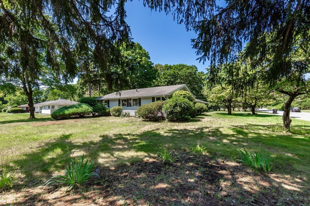 4 Craig Rd Property Photo 40