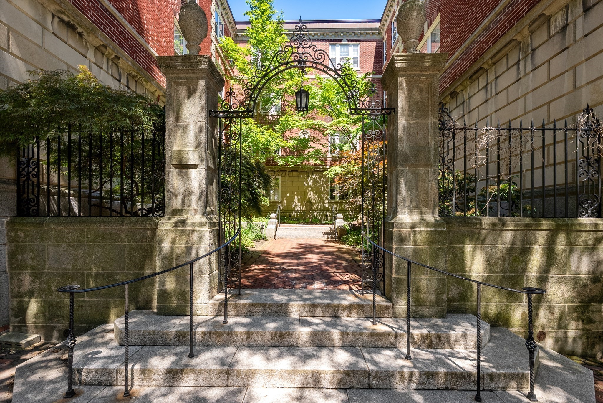 6 Washington Avenue # 11