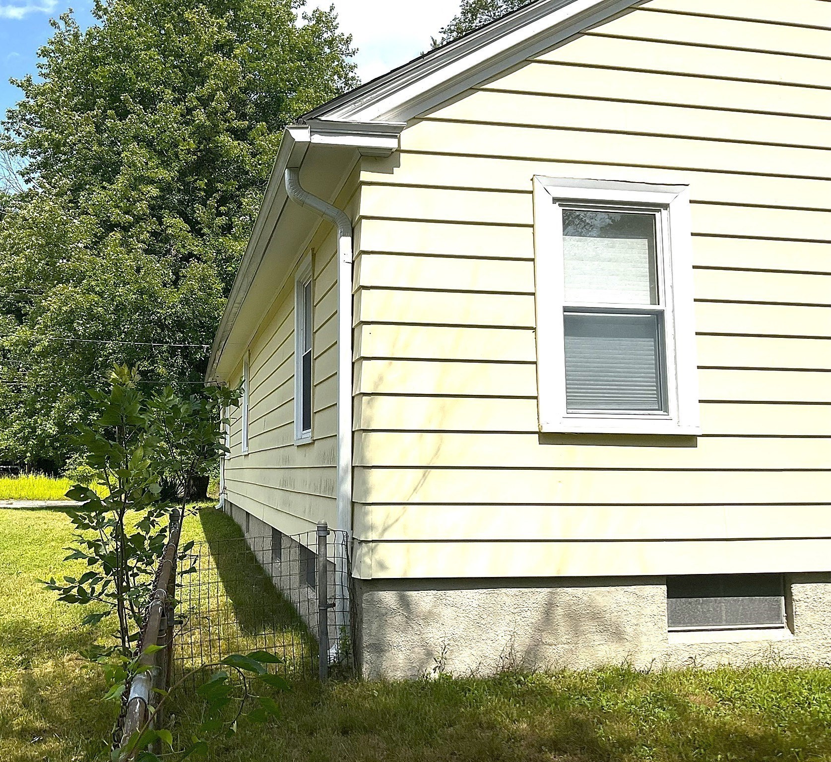 165 State Rd Property Photo 26