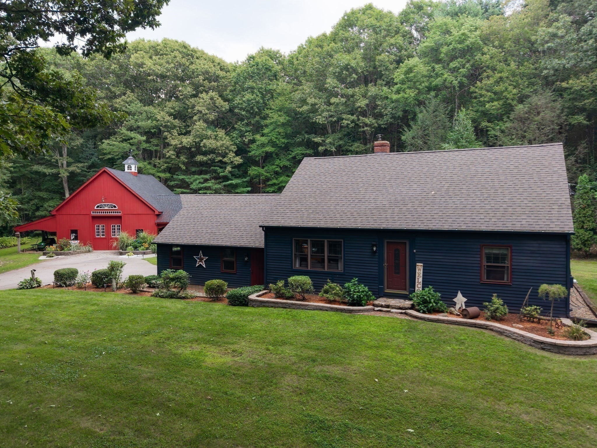 4 Oscars Drive Property Photo 2