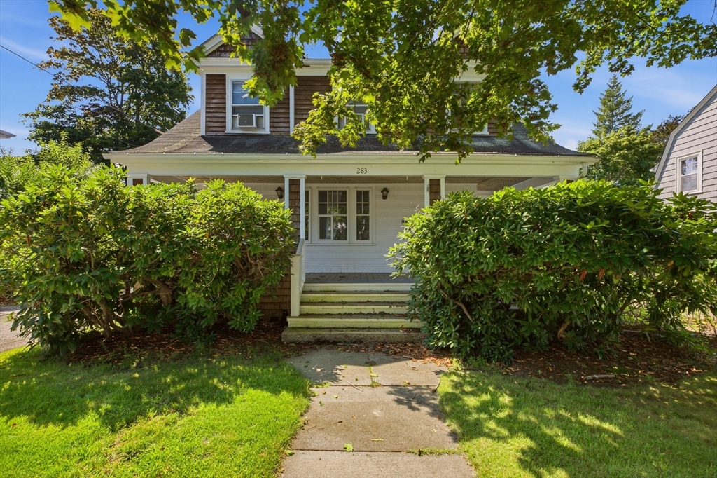 283 Montgomery St Property Photo 2