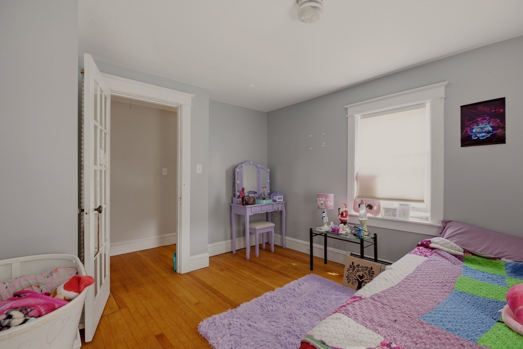 283 Montgomery St Property Photo 19