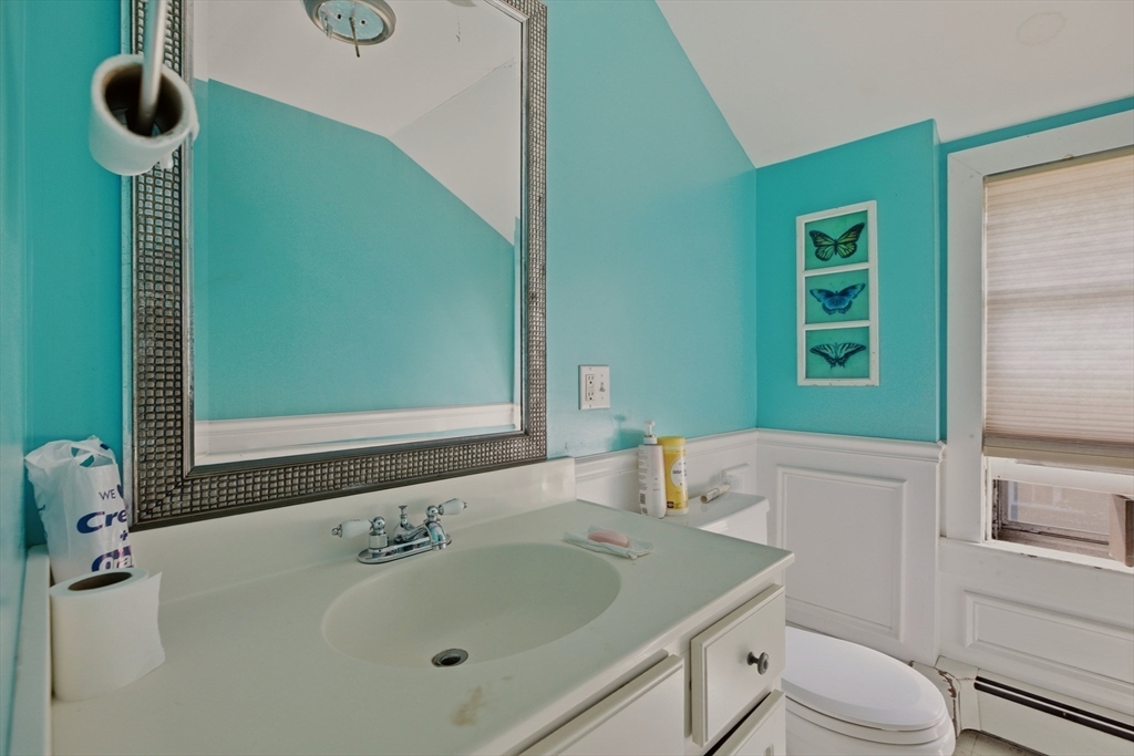 283 Montgomery St Property Photo 21
