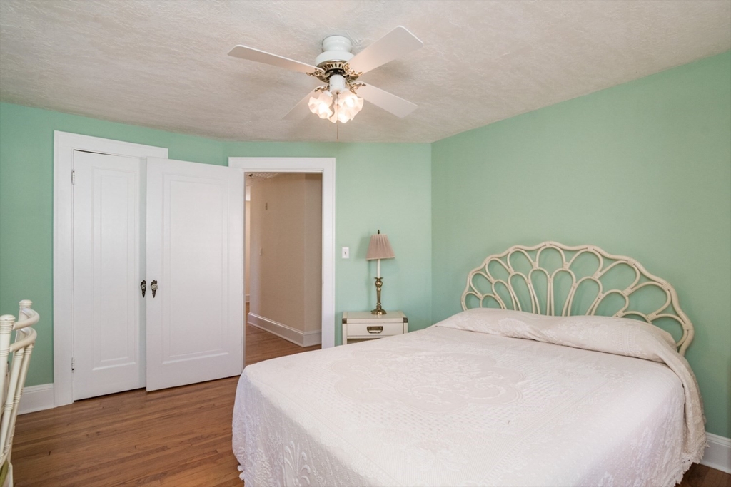 32 Elmwood Ave Property Photo 29