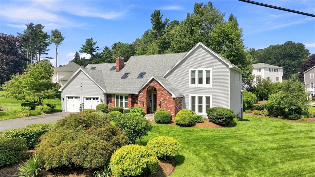 54 Blueberry Rdg Property Photo 3