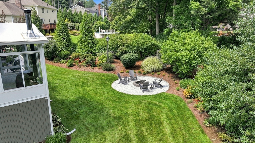 54 Blueberry Rdg Property Photo 6