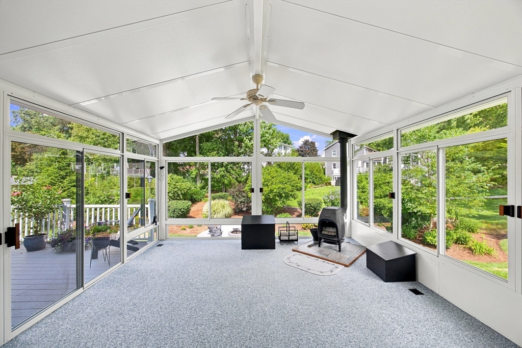 54 Blueberry Rdg Property Photo 25