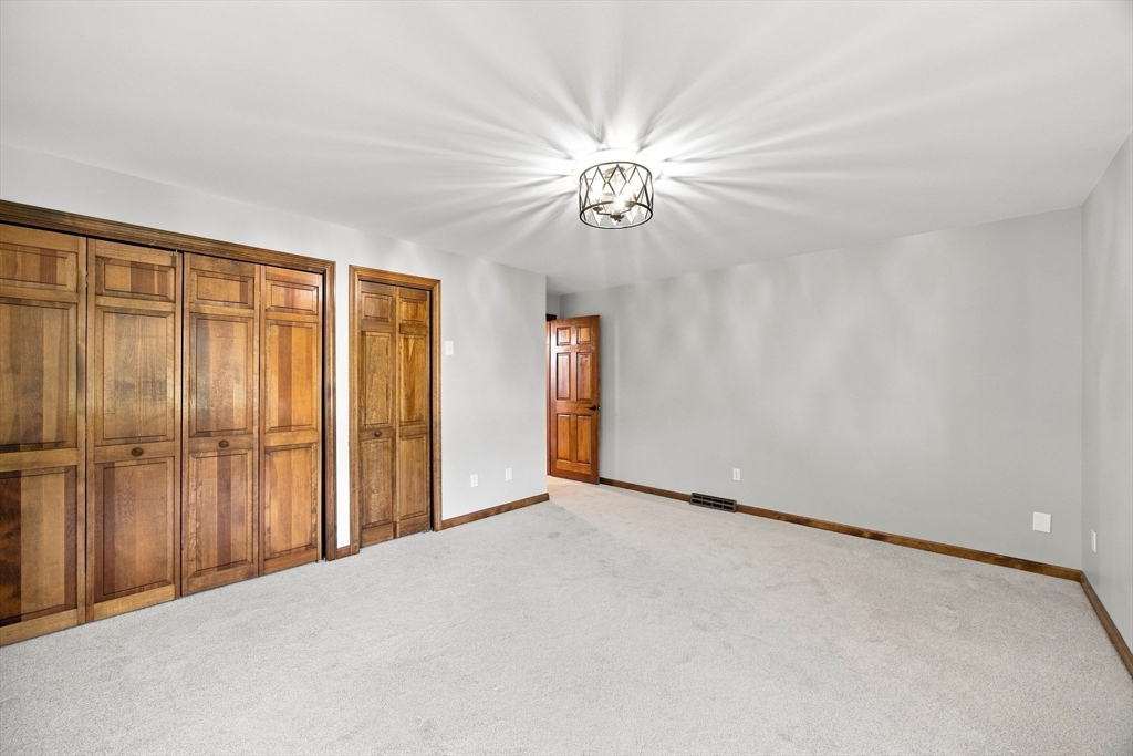 54 Blueberry Rdg Property Photo 34