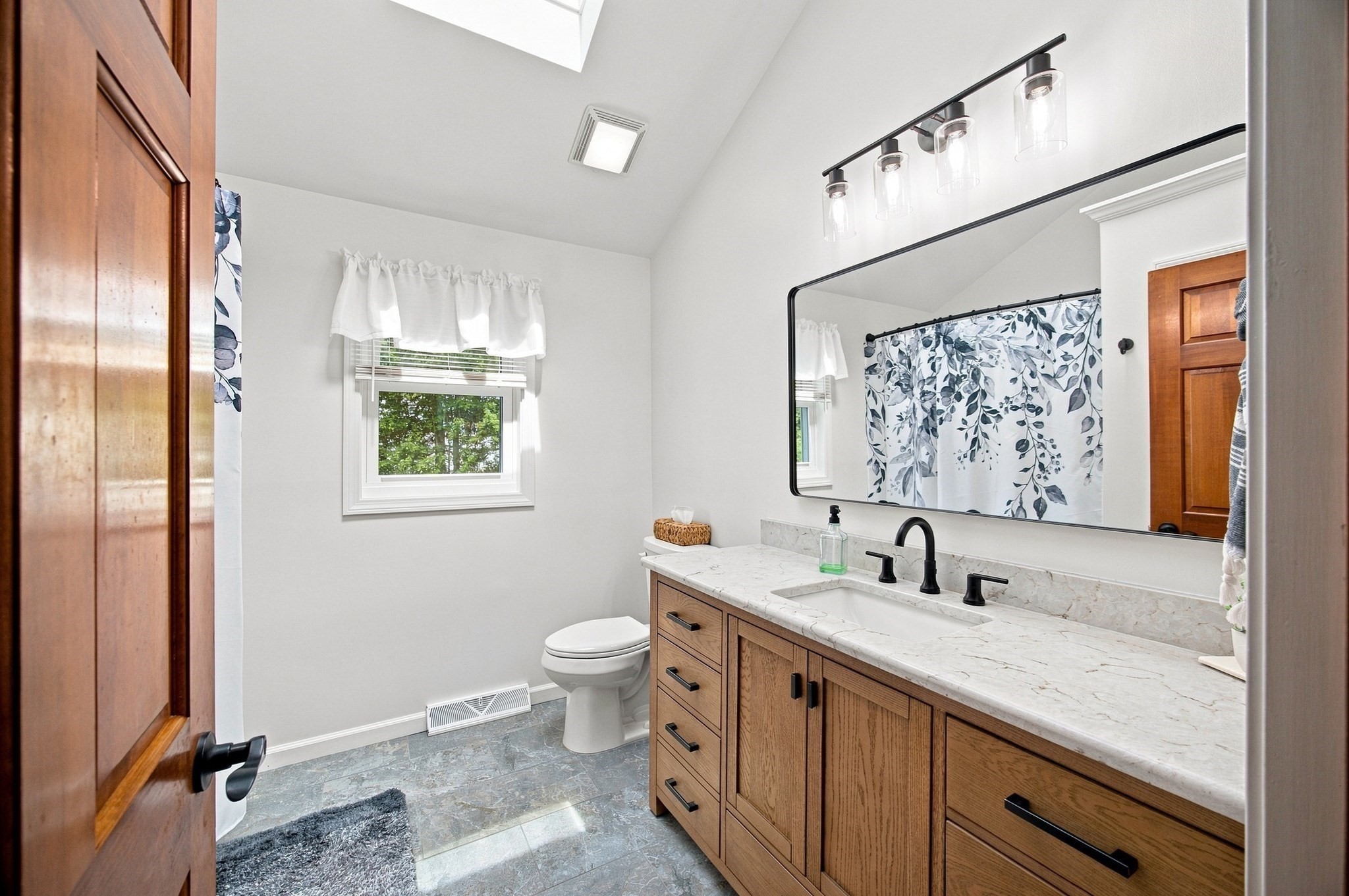 54 Blueberry Rdg Property Photo 36