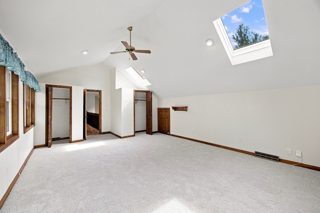 54 Blueberry Rdg Property Photo 38