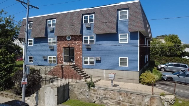 464 Bank St # 5 Property Photo 1