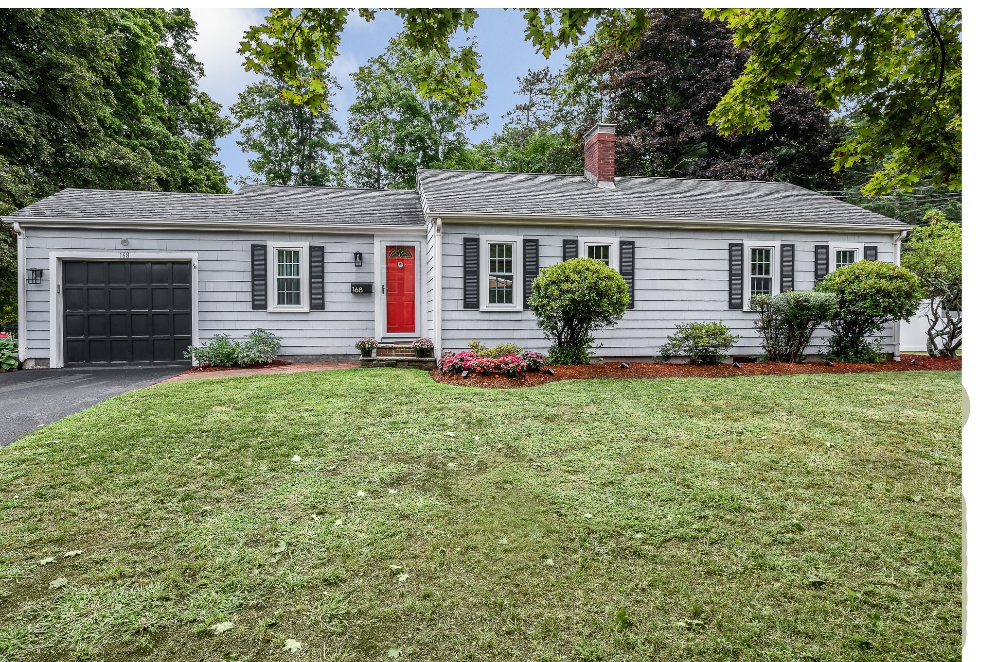 168 Lowell St Property Photo 1