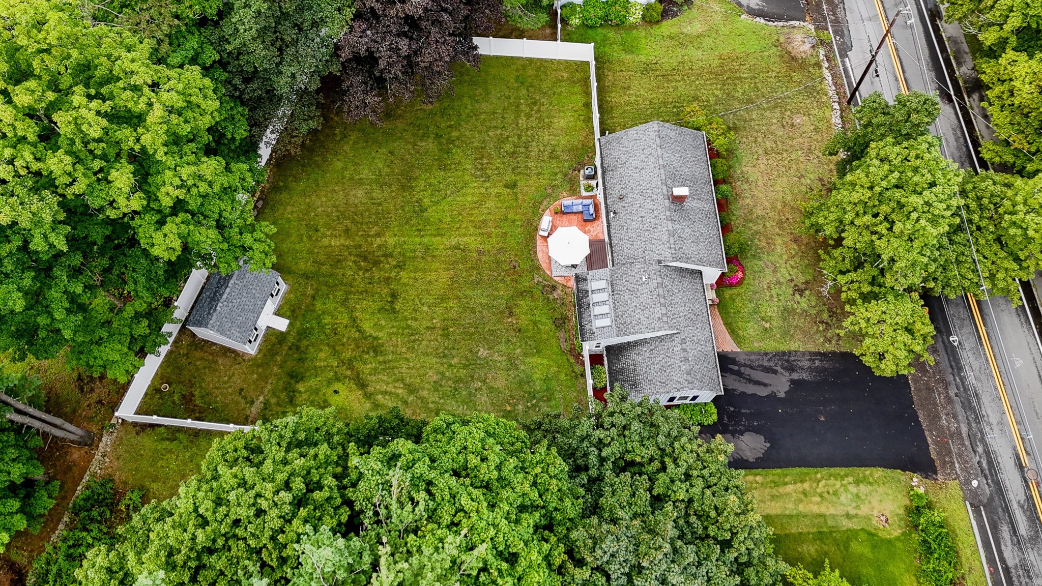 168 Lowell St Property Photo 36