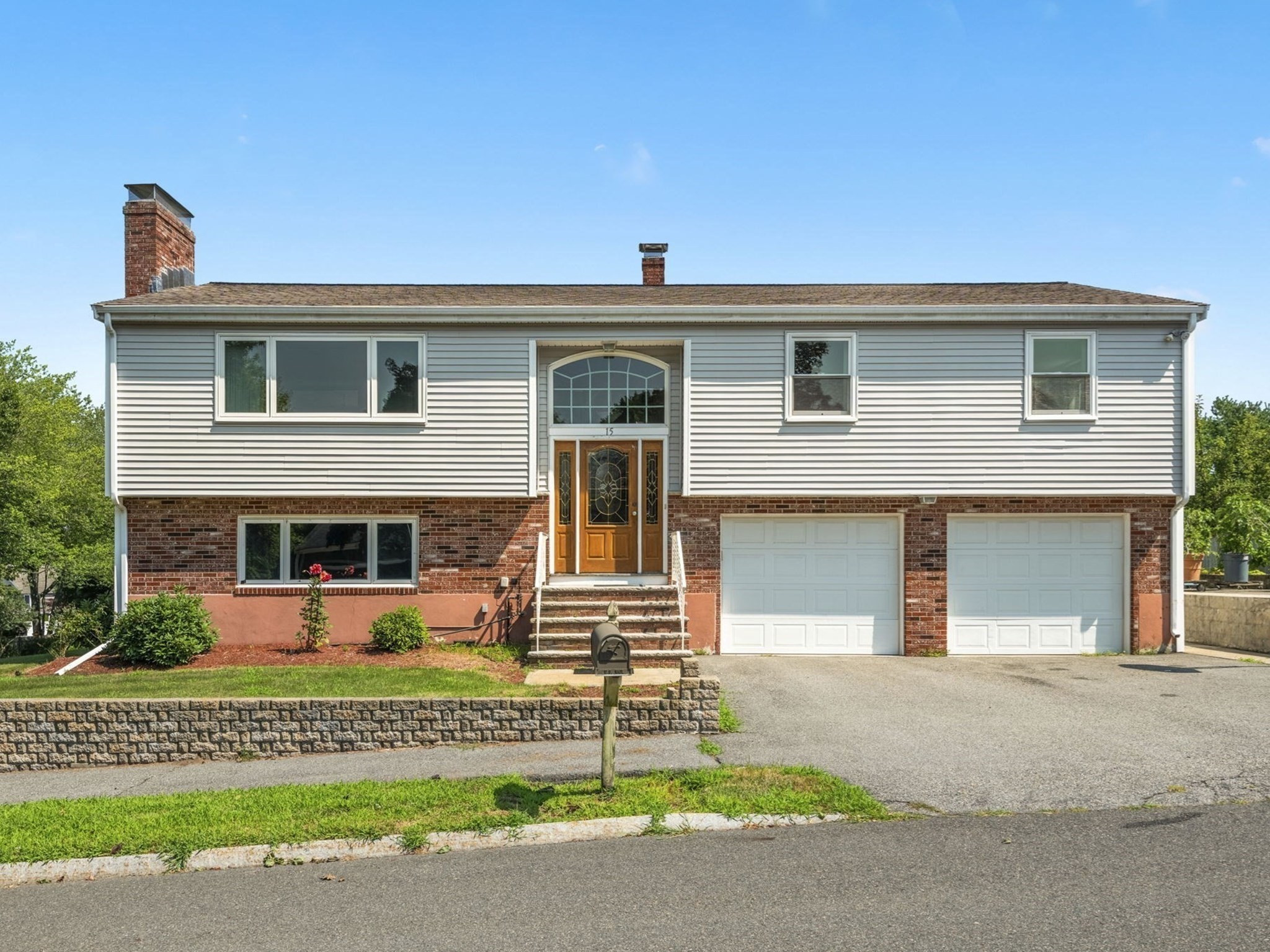 15 Vista Ave Property Photo 1