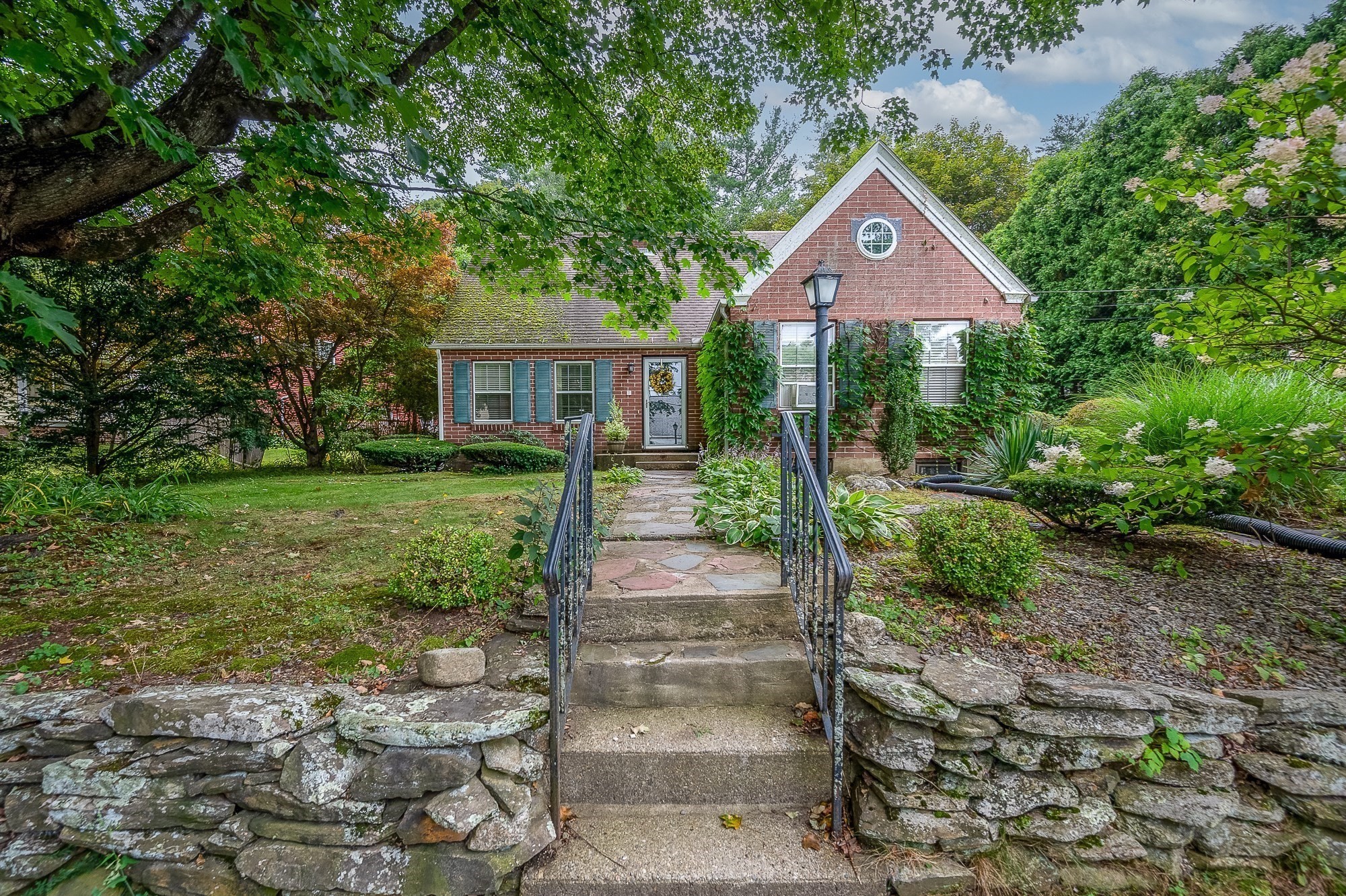 7 Virginia Rd Property Photo 1