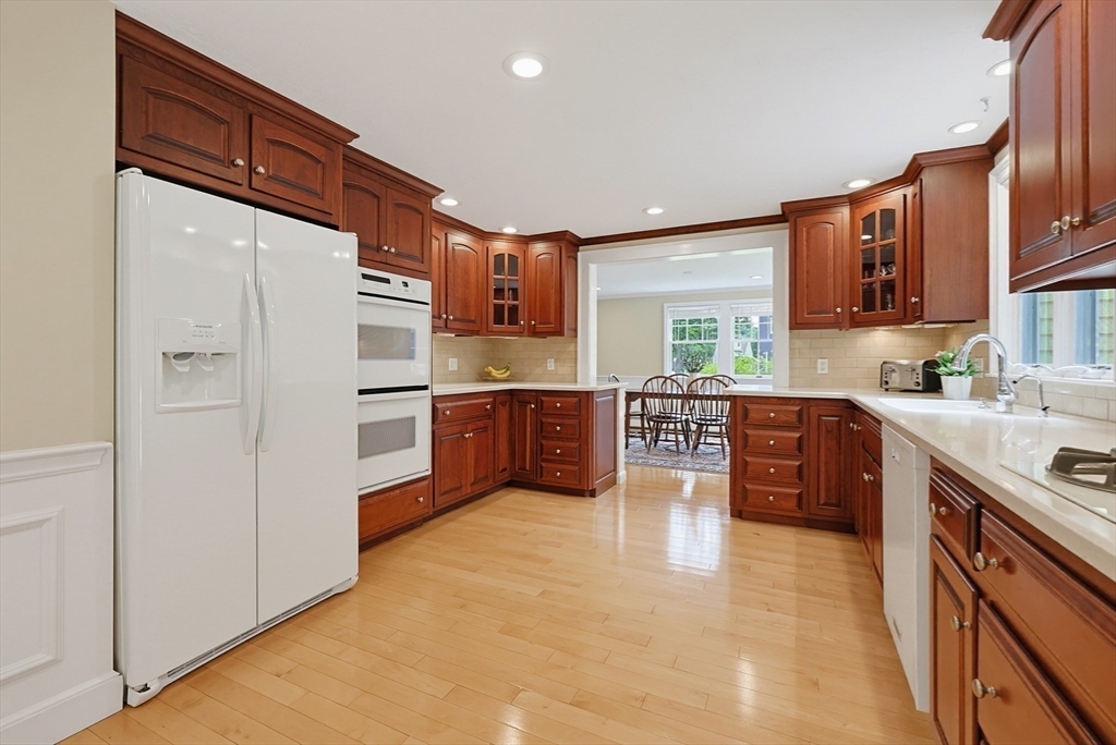 1804 Washington St Property Photo 11