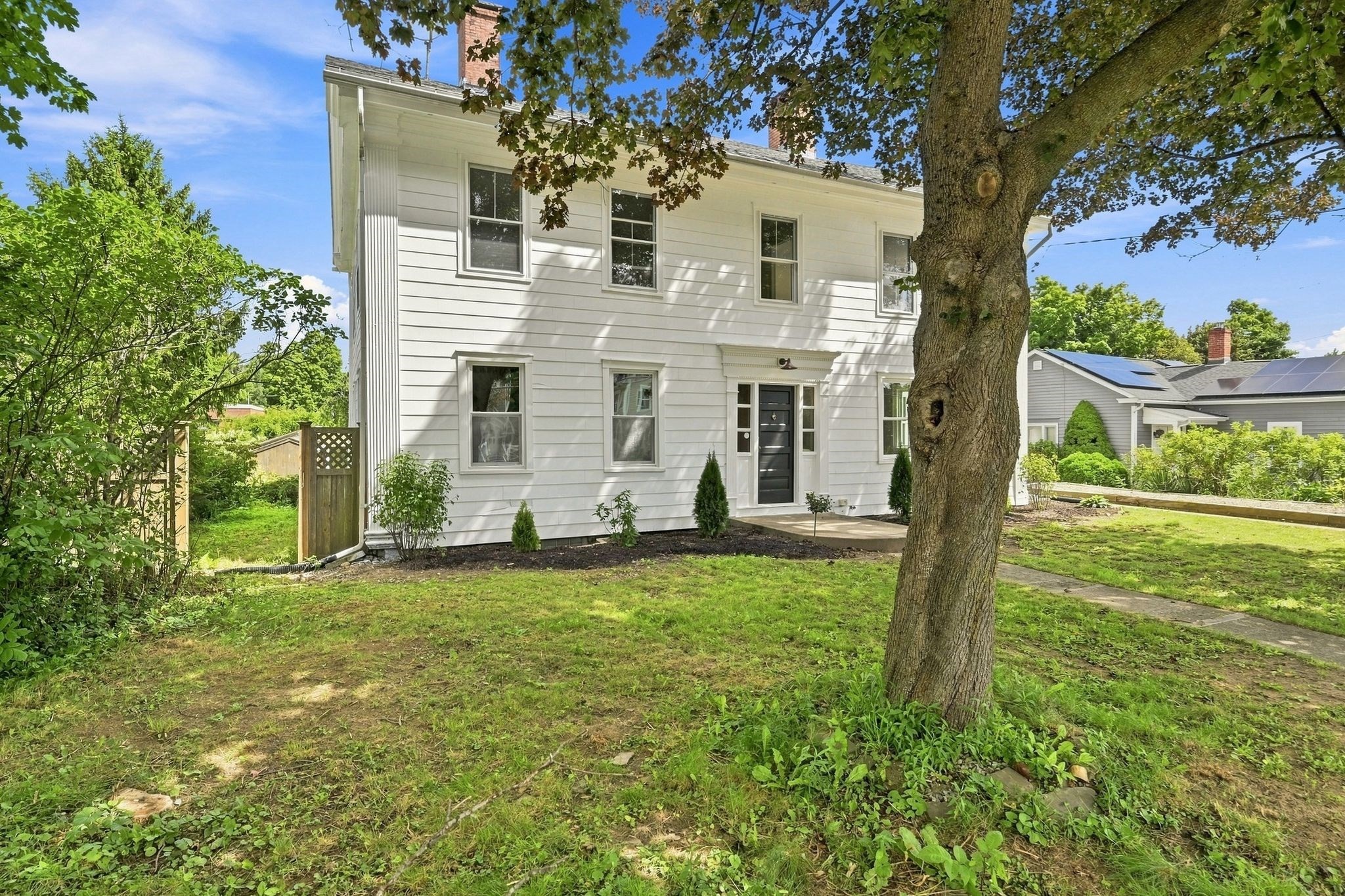 106 Main St Property Photo 3