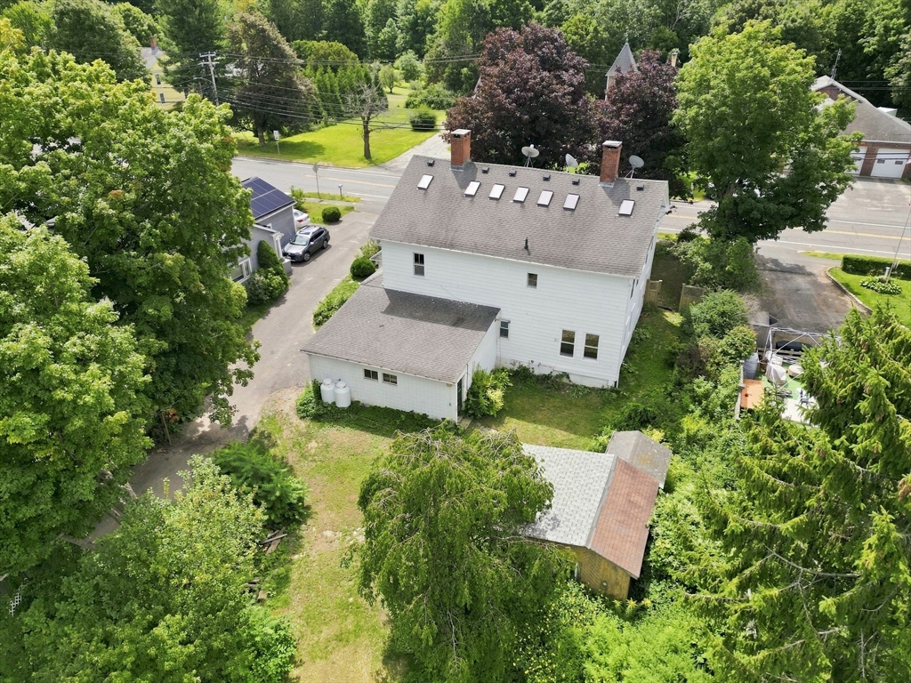 106 Main St Property Photo 37
