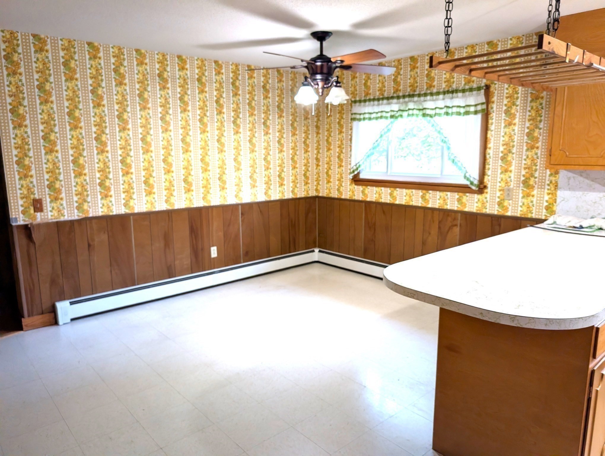 7 Allen St Property Photo 9