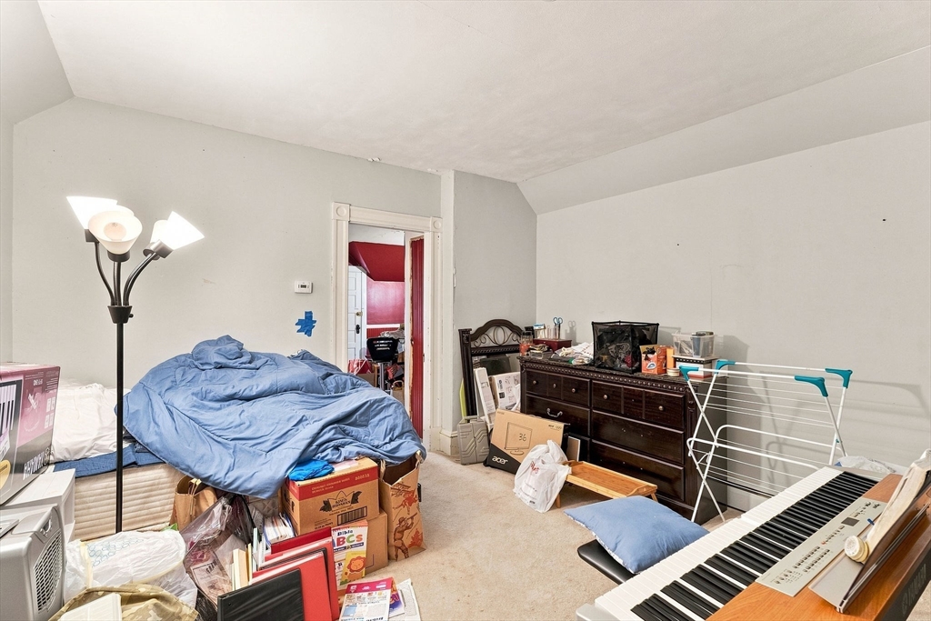 280 Copeland St Property Photo 25