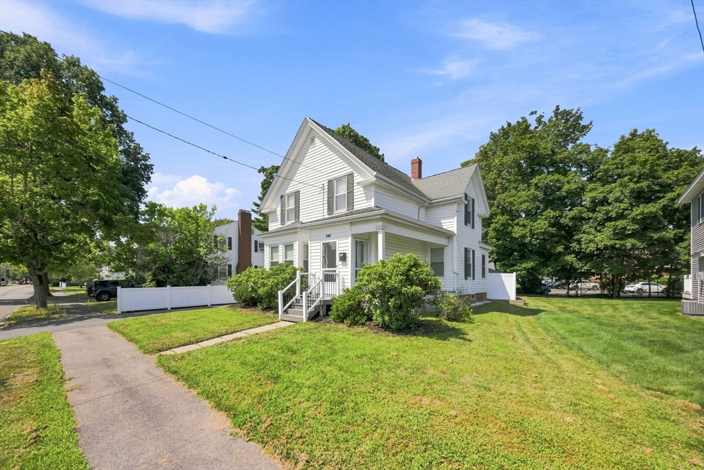 107 Sylvan St Property Photo 3