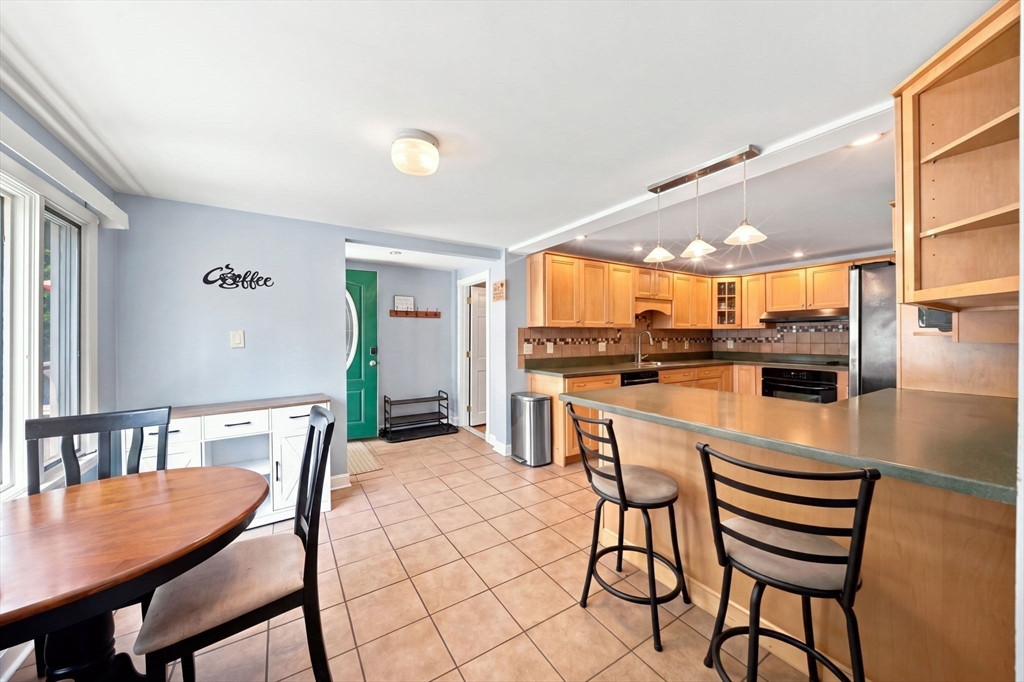 107 Sylvan St Property Photo 8