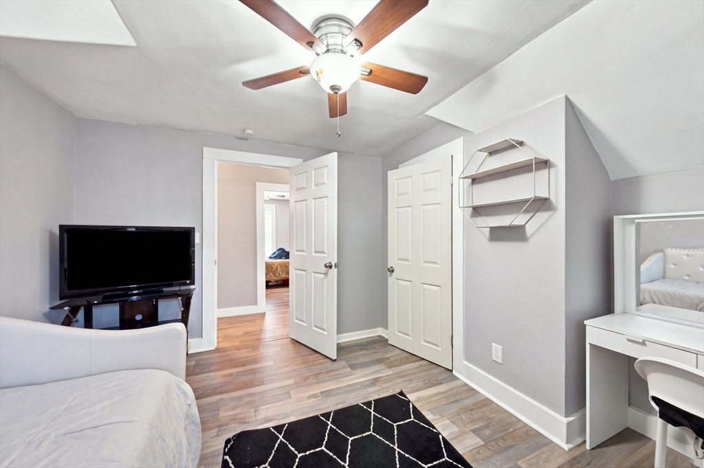 107 Sylvan St Property Photo 25