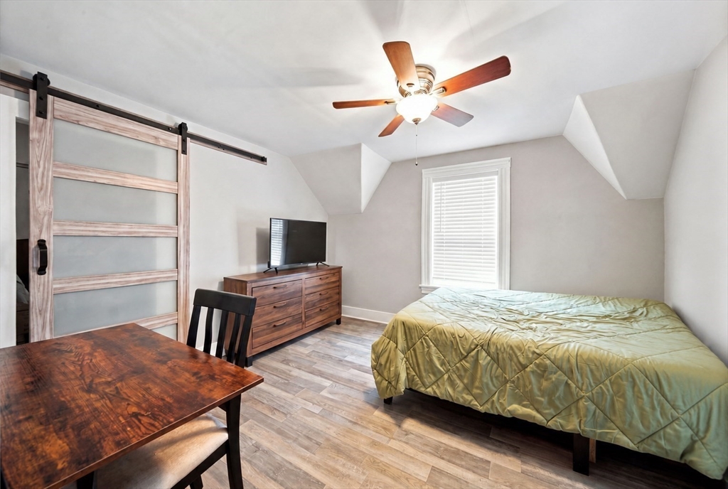 107 Sylvan St Property Photo 26