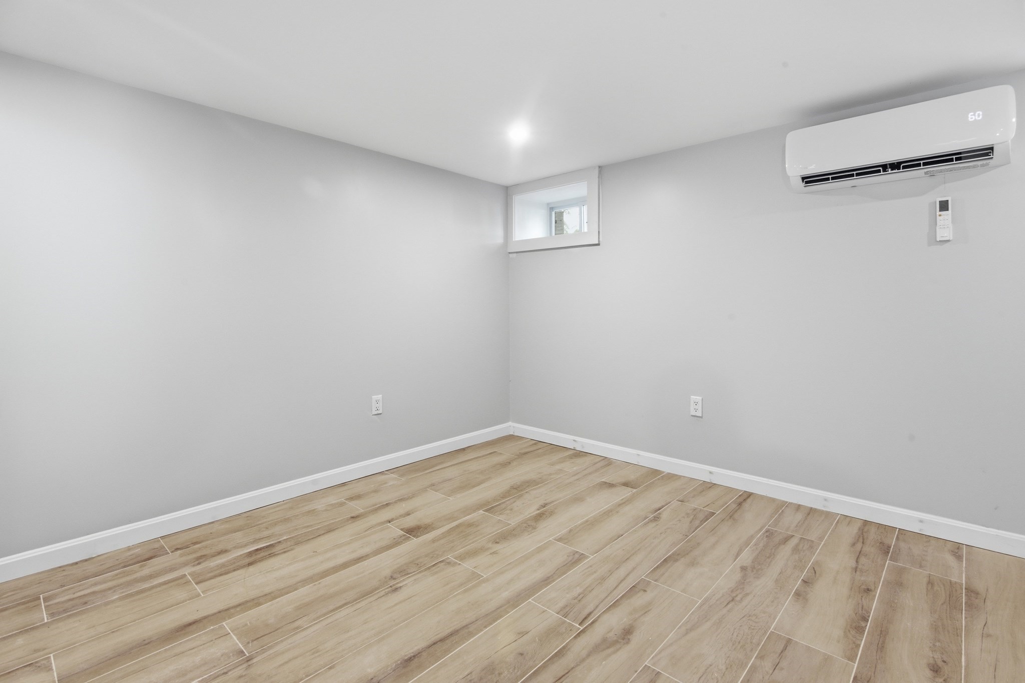 480 Summer St Property Photo 36