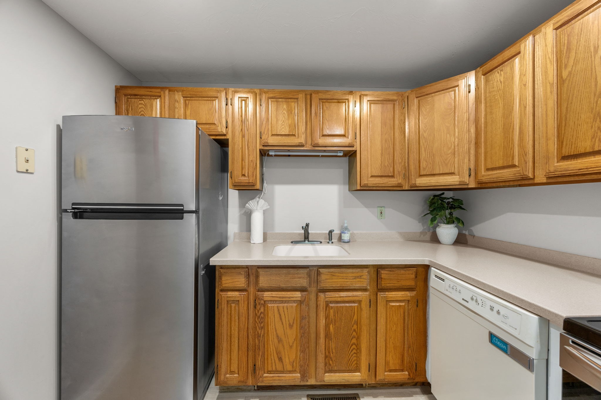 35 Santuit Pond Way # 13a Property Photo 15