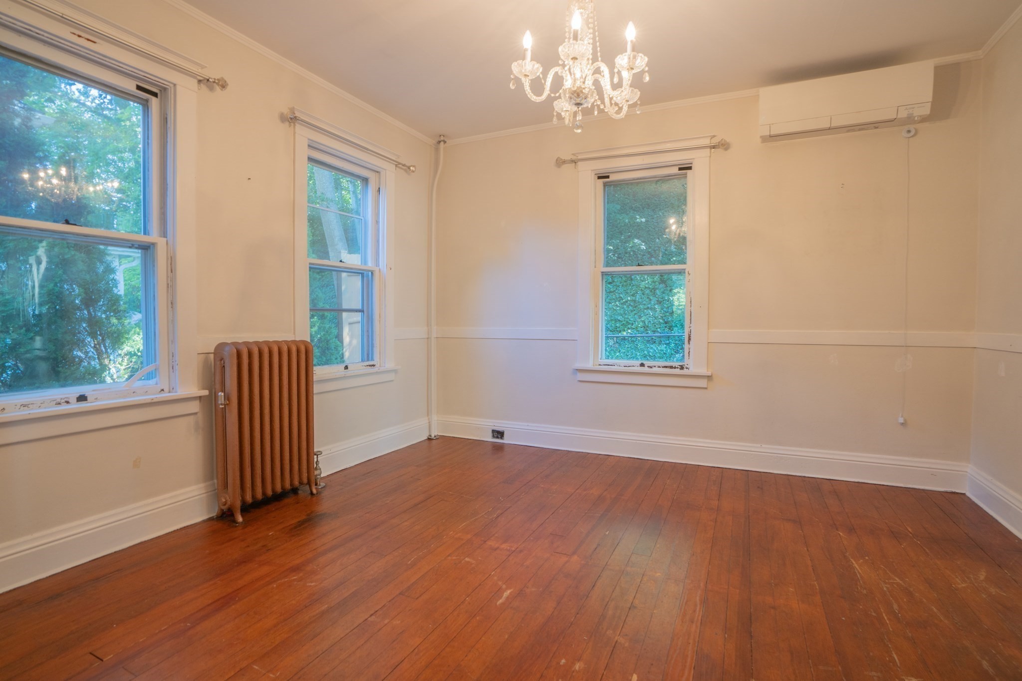 21 Oak Street Property Photo 13