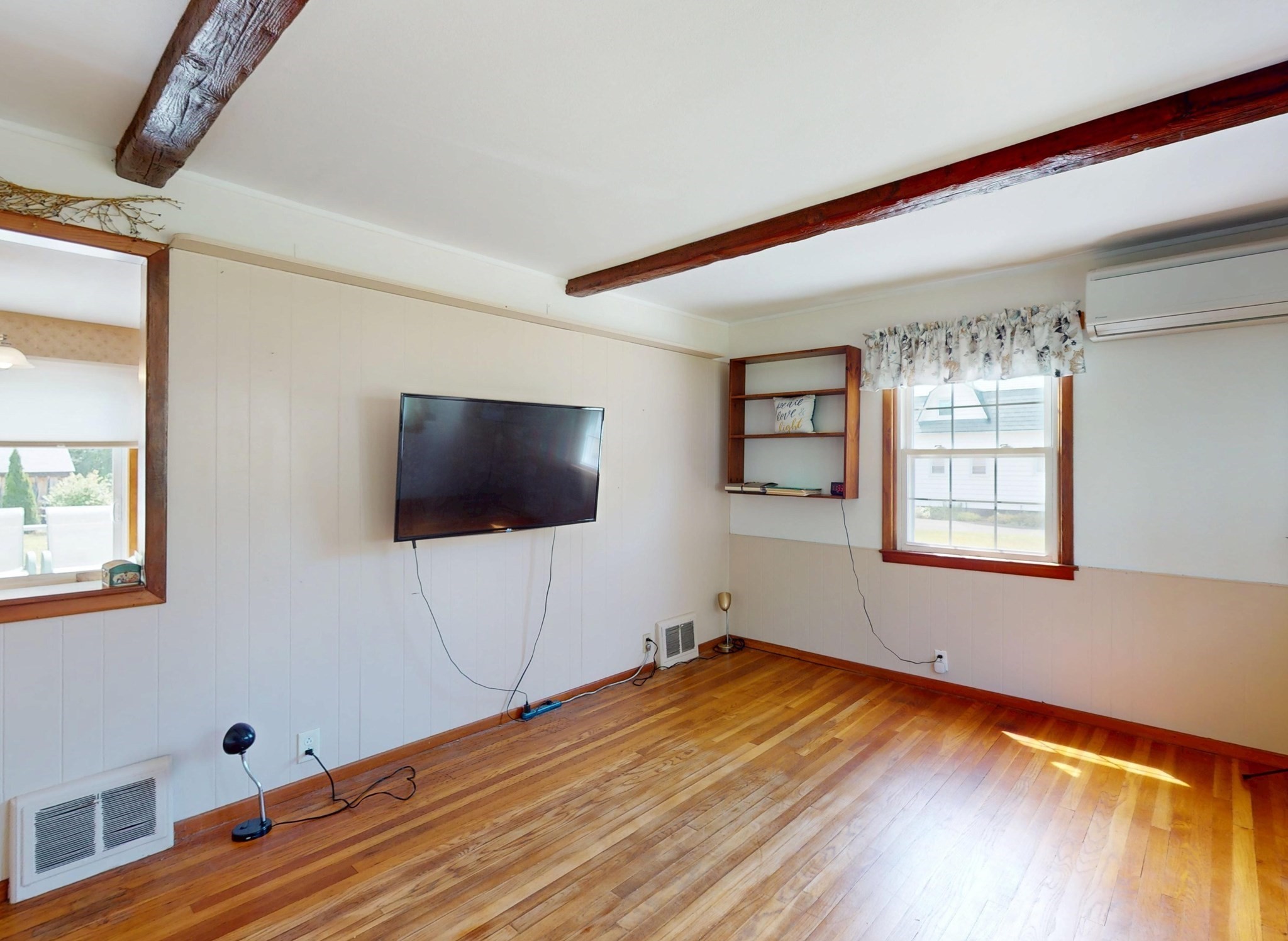 81 Vernon St Property Photo 12