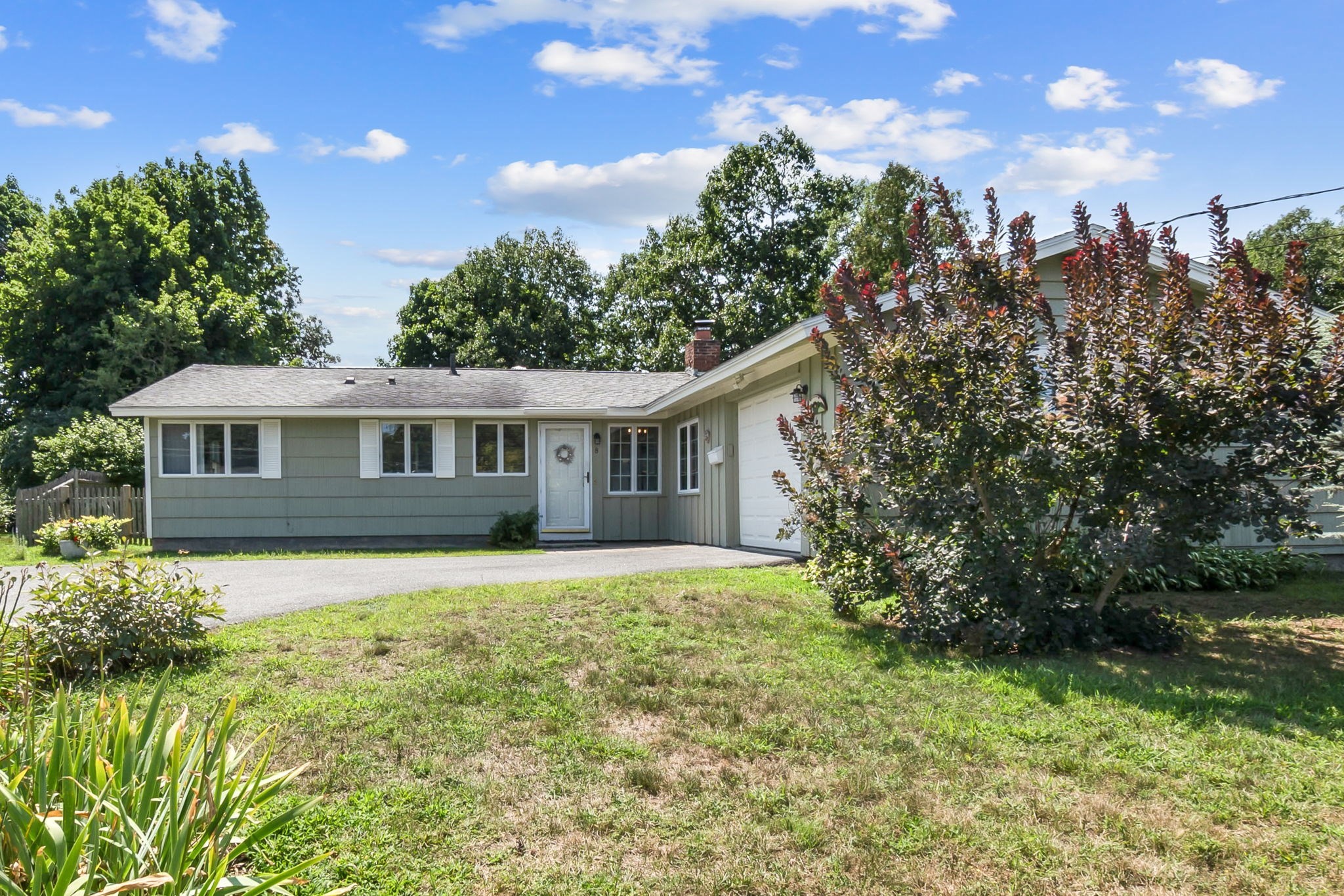 8 Colgate Rd Property Photo 2