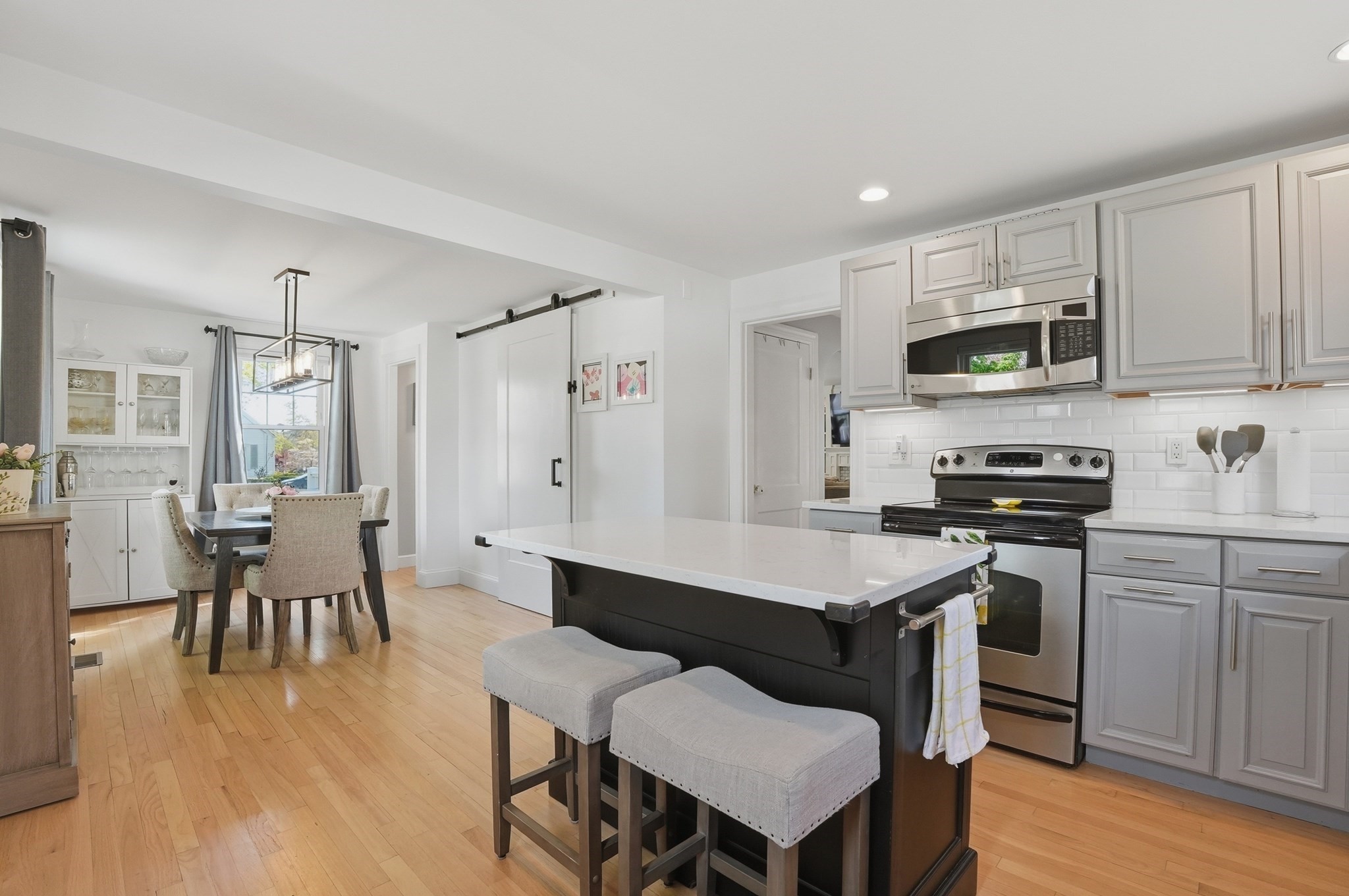 121 Moreland Road Property Photo 12