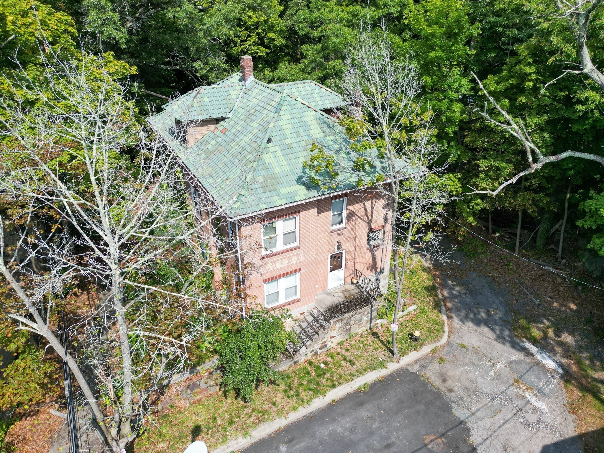 179 Hebron St Property Photo 4