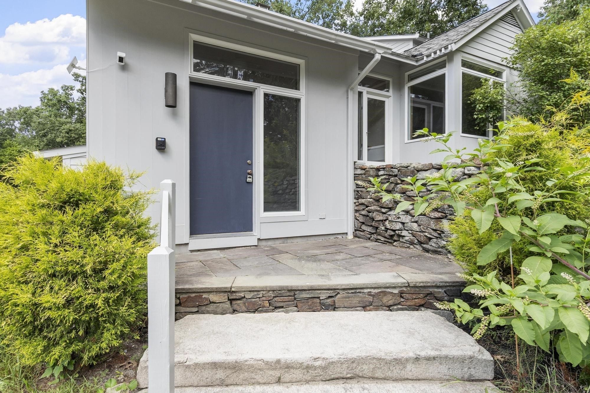 66 Whitney Road Property Photo 6