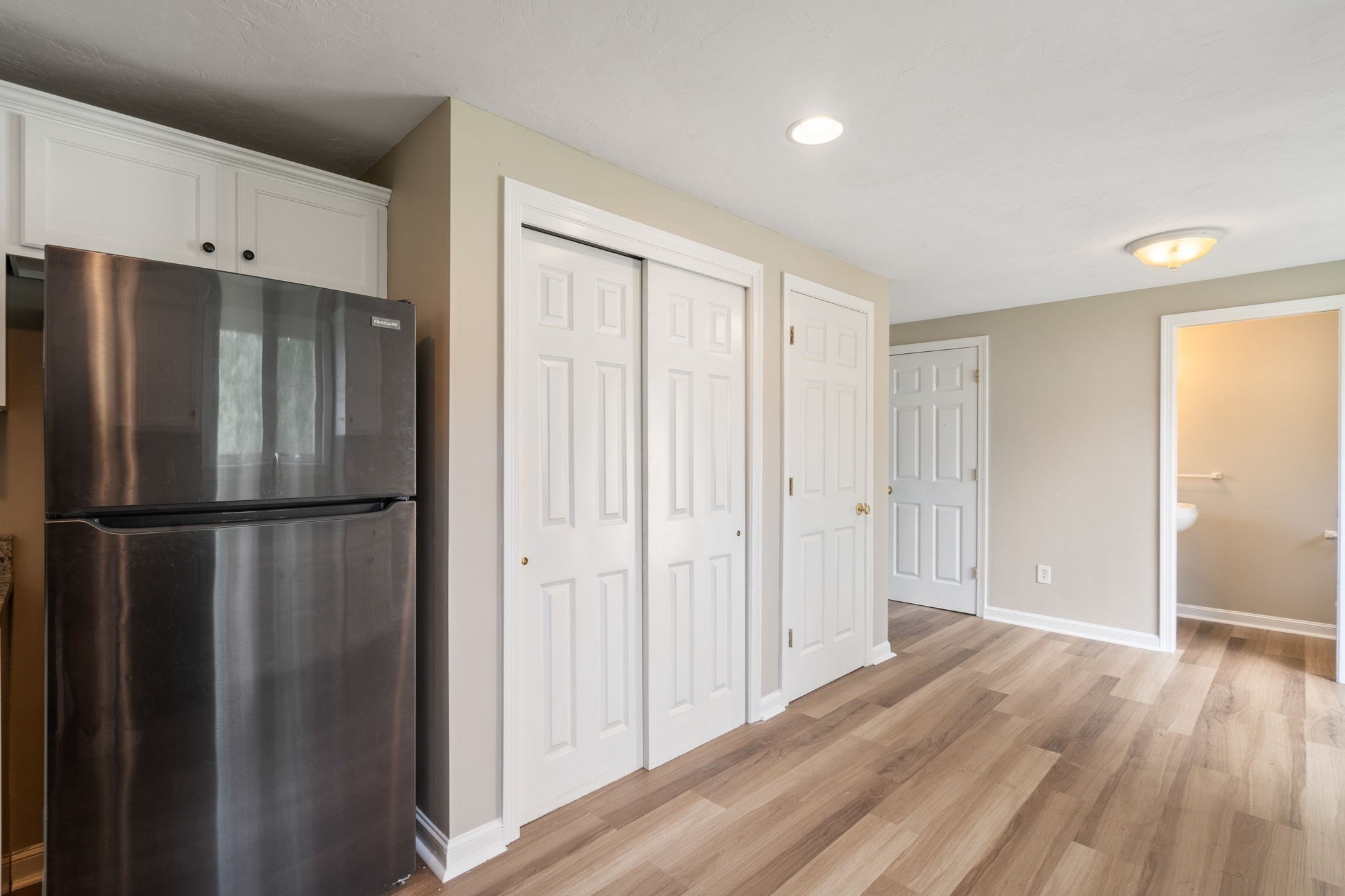 28 Harriet Thayer Dr # 28 Property Photo 8