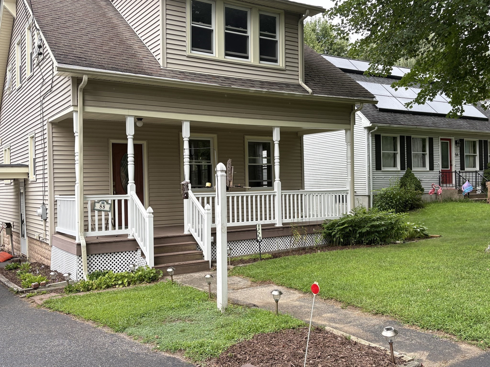 88 Carr Avenue Property Photo 2