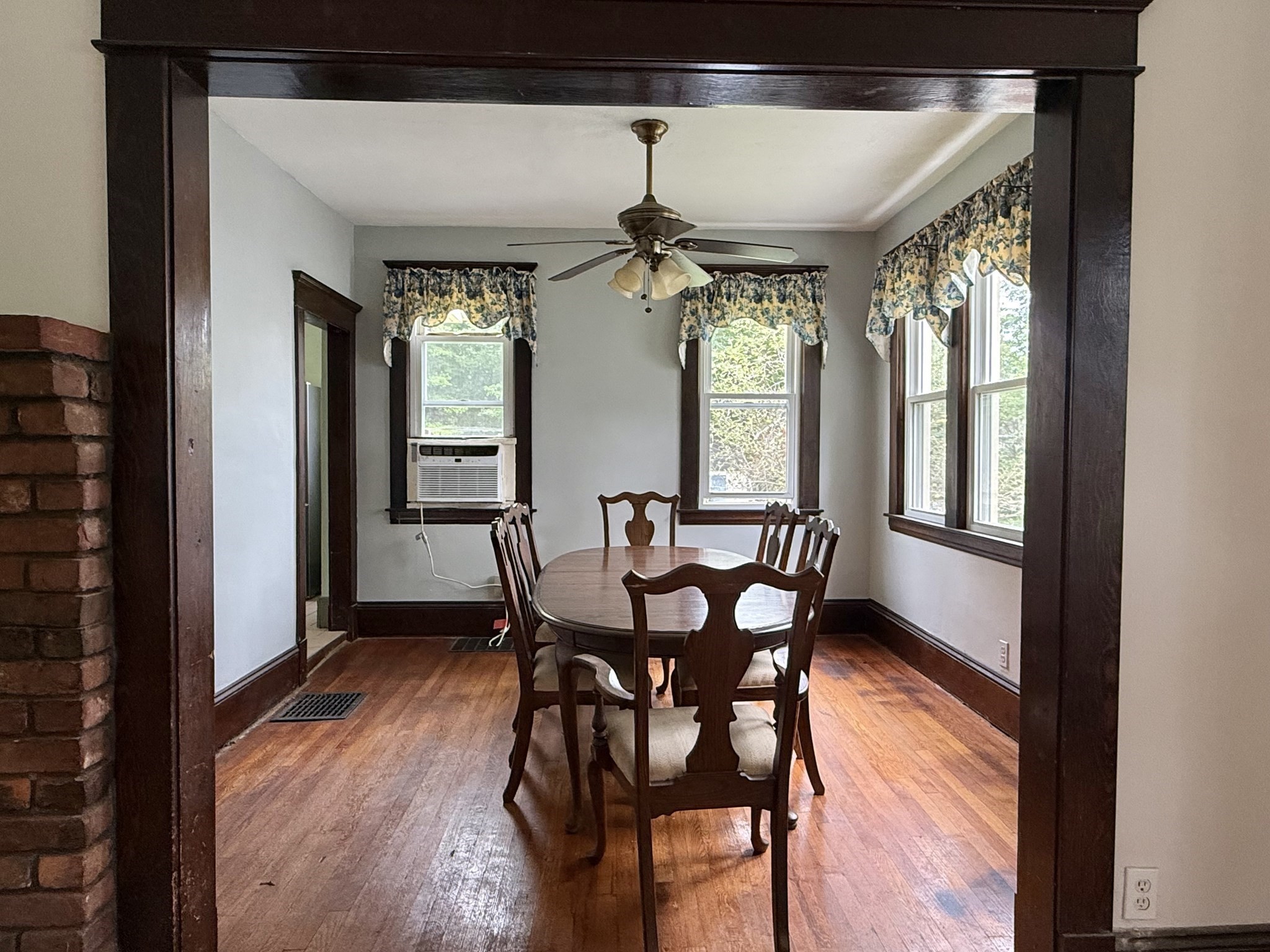 88 Carr Avenue Property Photo 10