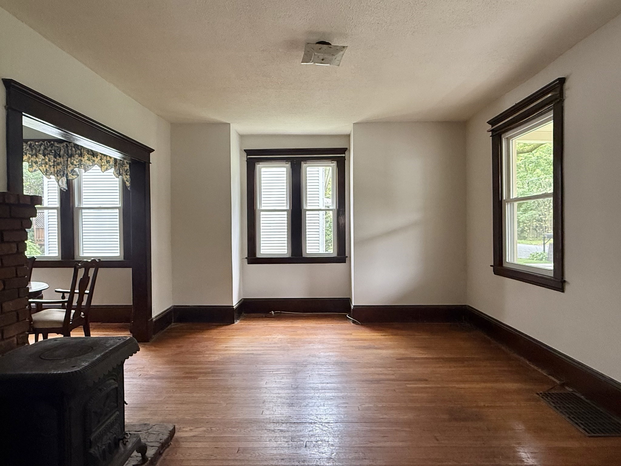 88 Carr Avenue Property Photo 13