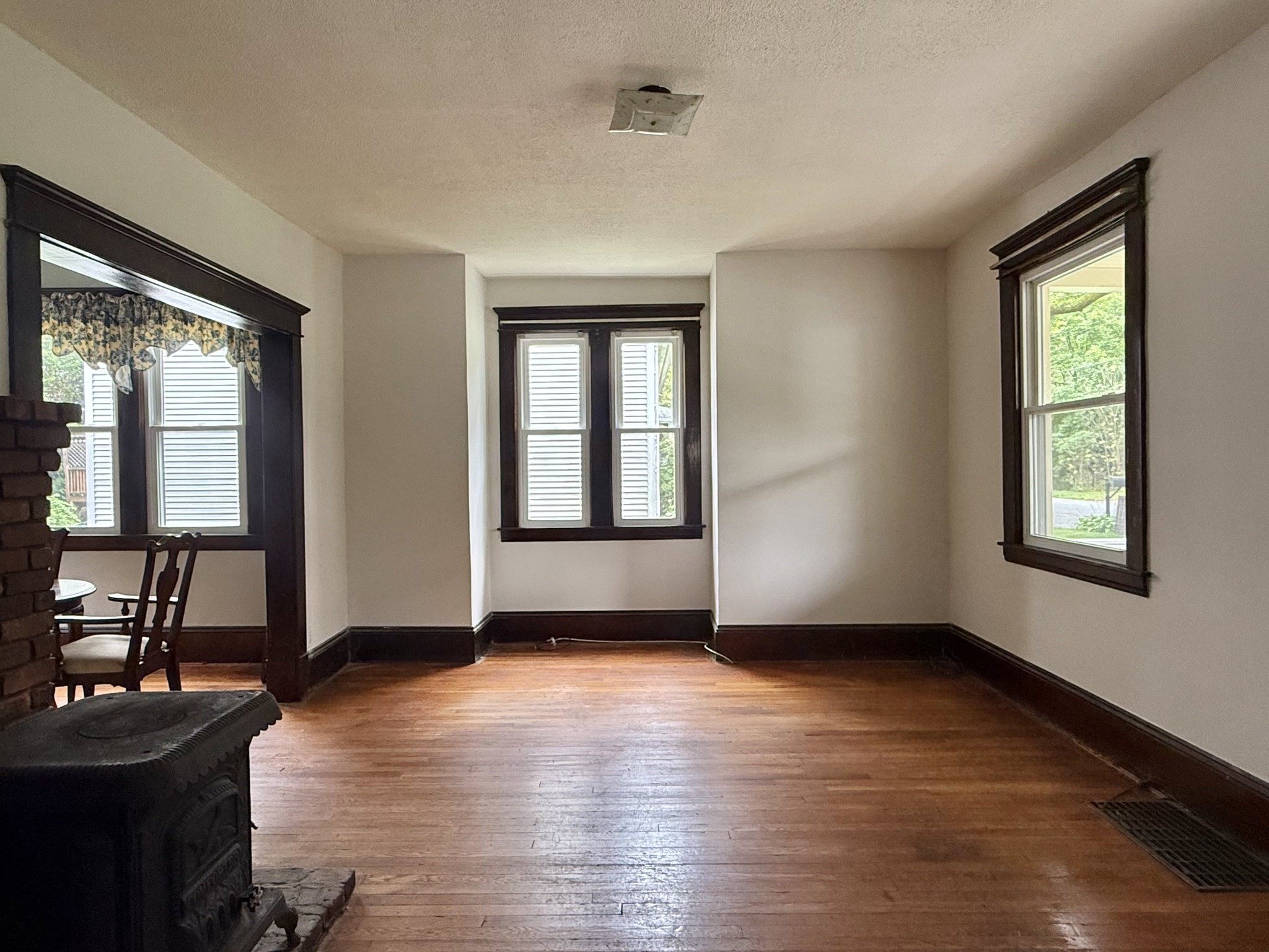 88 Carr Avenue Property Photo 14