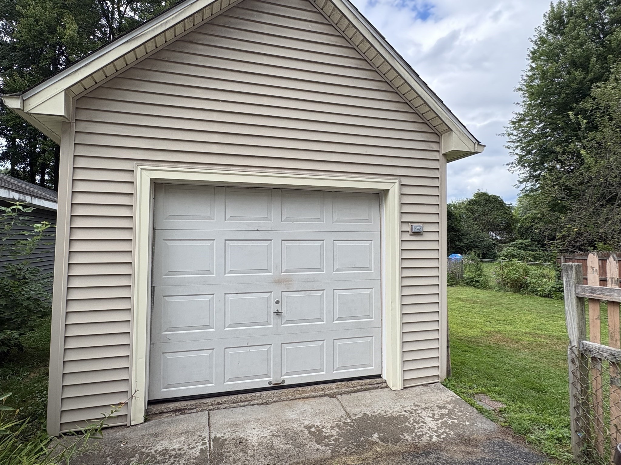 88 Carr Avenue Property Photo 30
