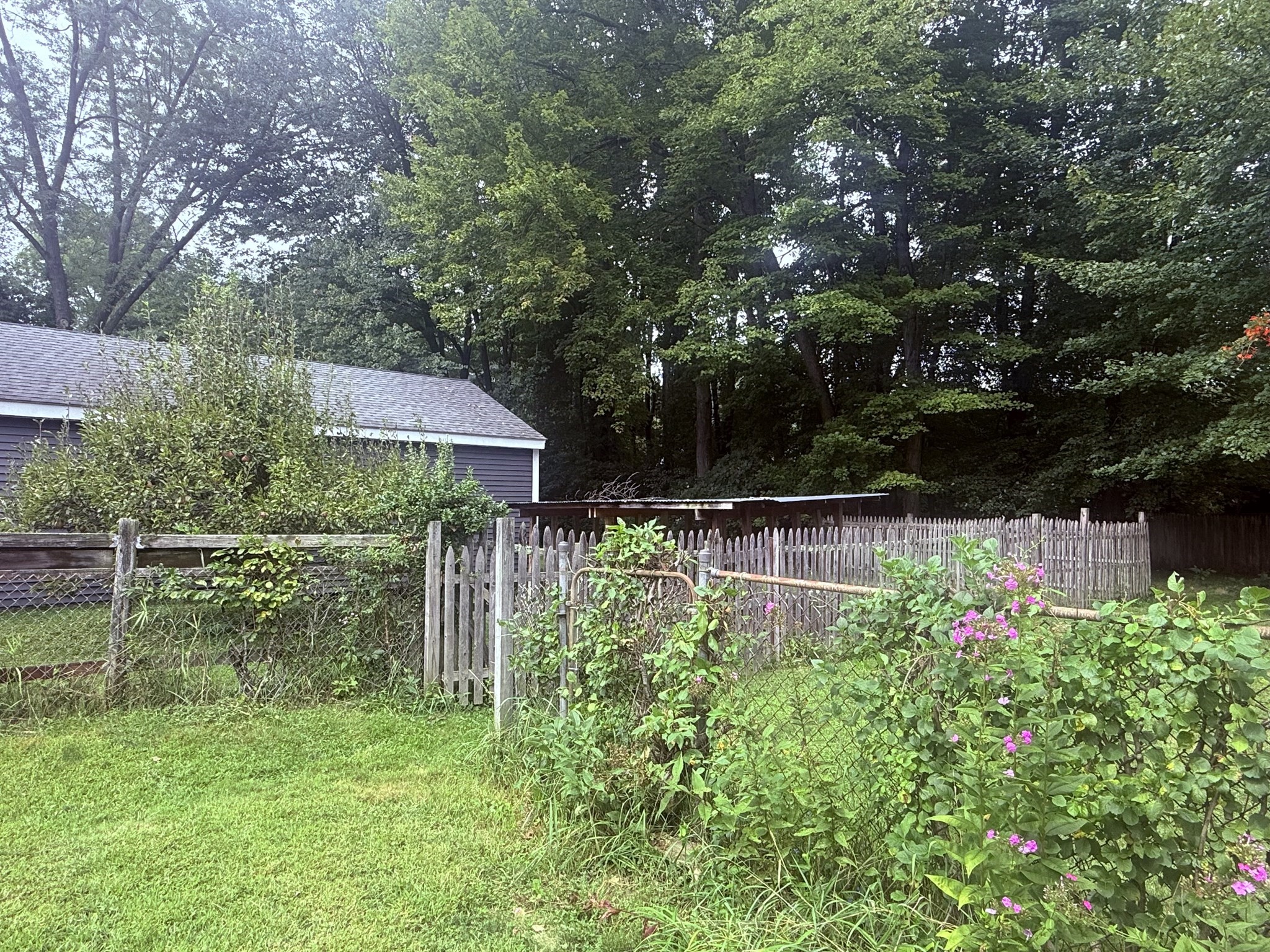 88 Carr Avenue Property Photo 36