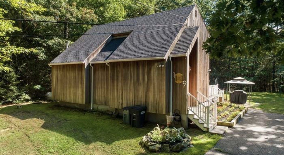 19 Jade Property Photo 2