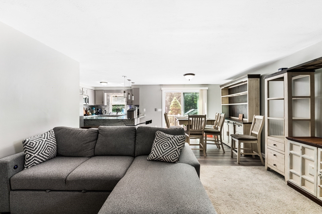 19 Jade Property Photo 11